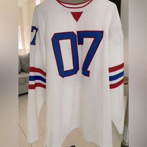 Men's White Top long sleeve hockey jersey LARGE